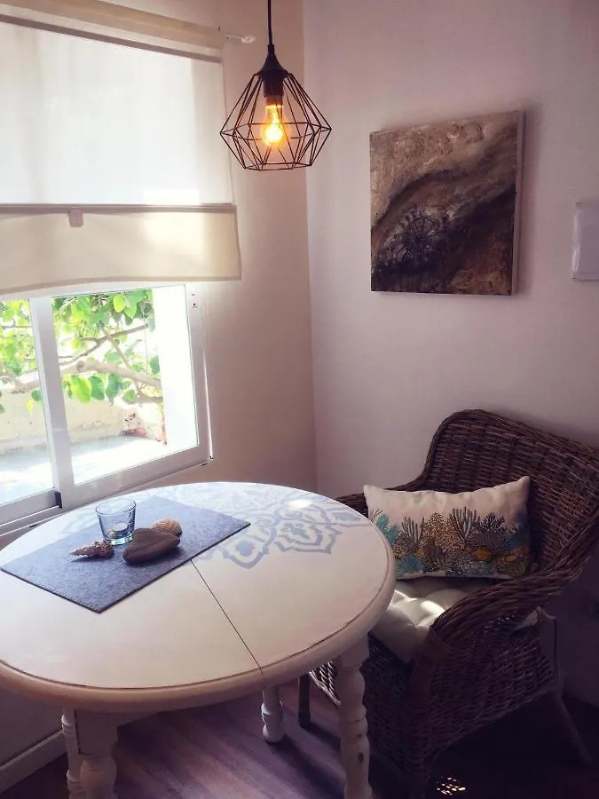 דירה Lovely Guesthouse In בנאחראפה
